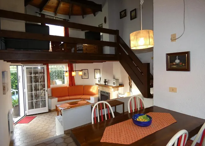 Casa Luc Дом отдыха *